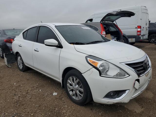 Nissan Versa S Image 4