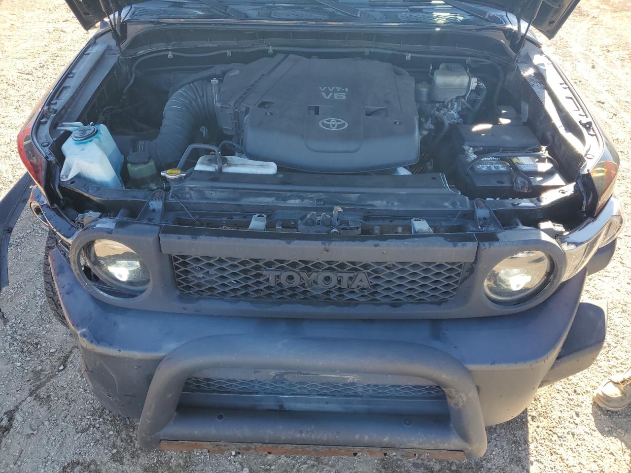 Toyota FJ Cruiser Image 11