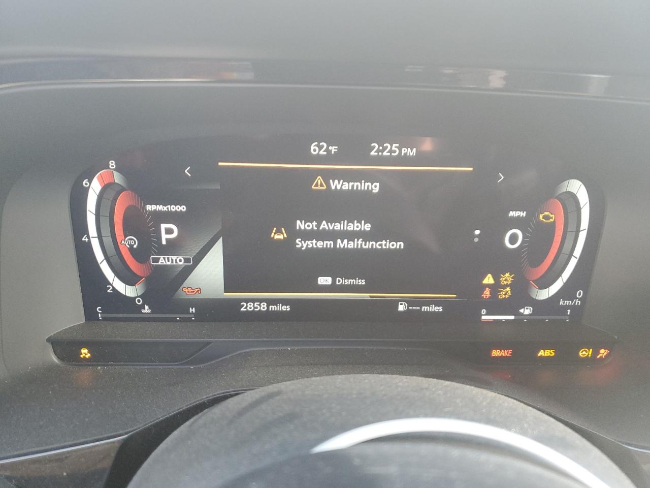 Nissan Pathfinder Platinum Image 6