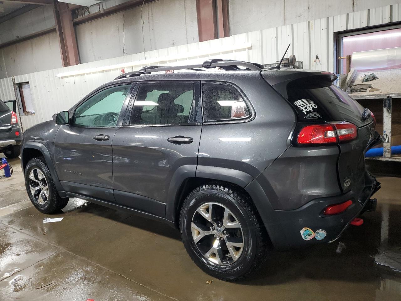 Jeep Cherokee Trailhawk Image 2