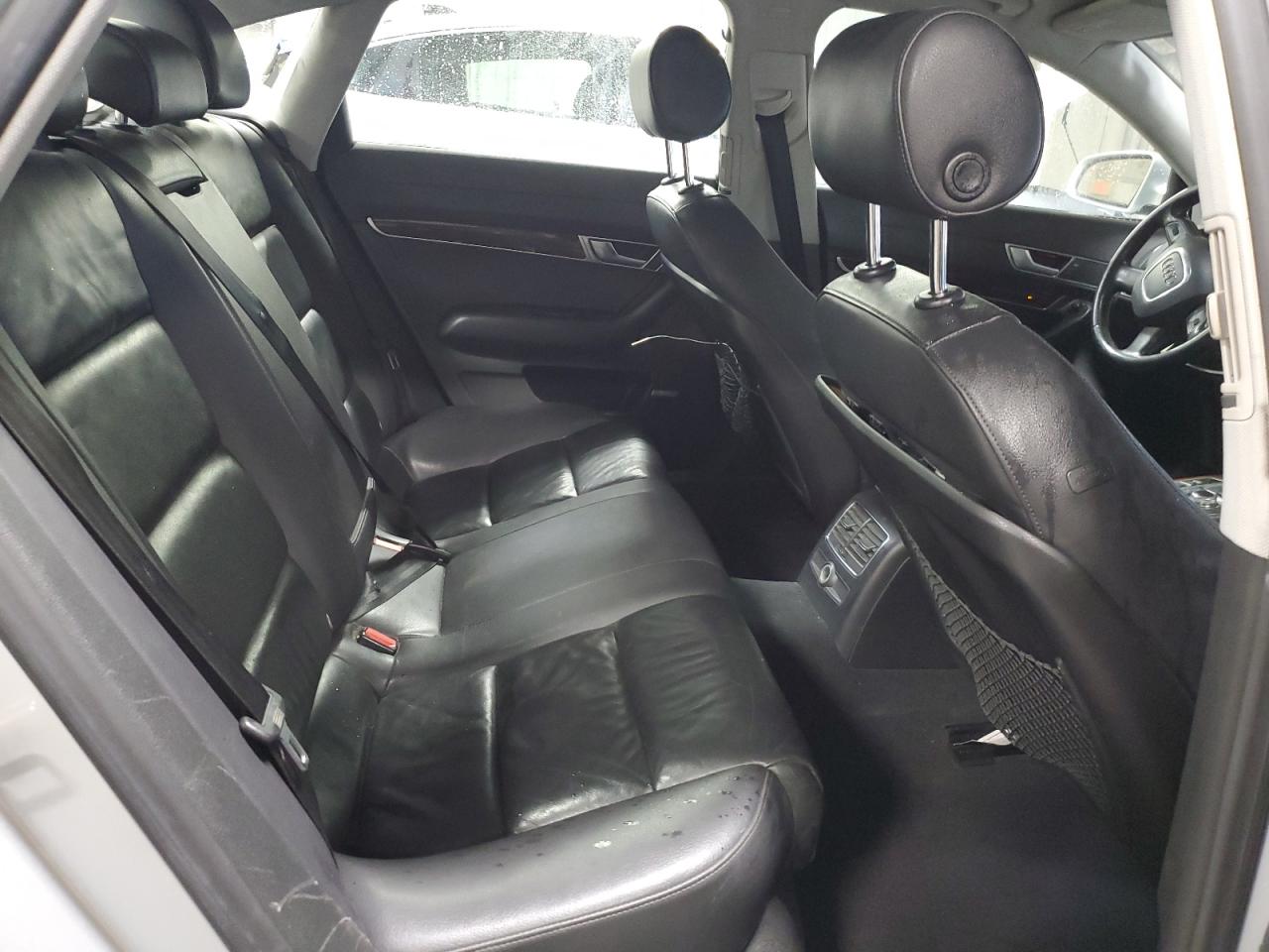 Audi A6 3.2 Quattro Image 8