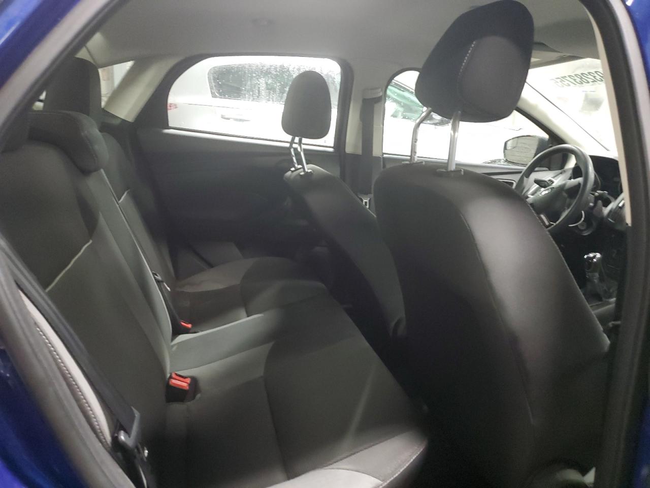 Ford Focus S Image 11