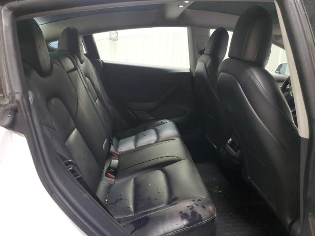 Tesla Model 3 Image 12