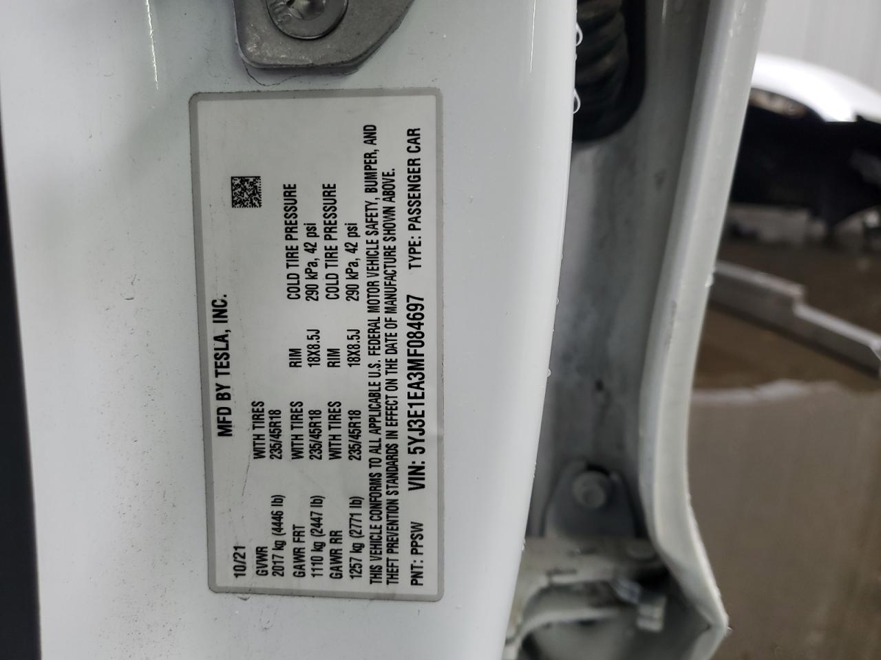 Tesla Model 3 Image 13