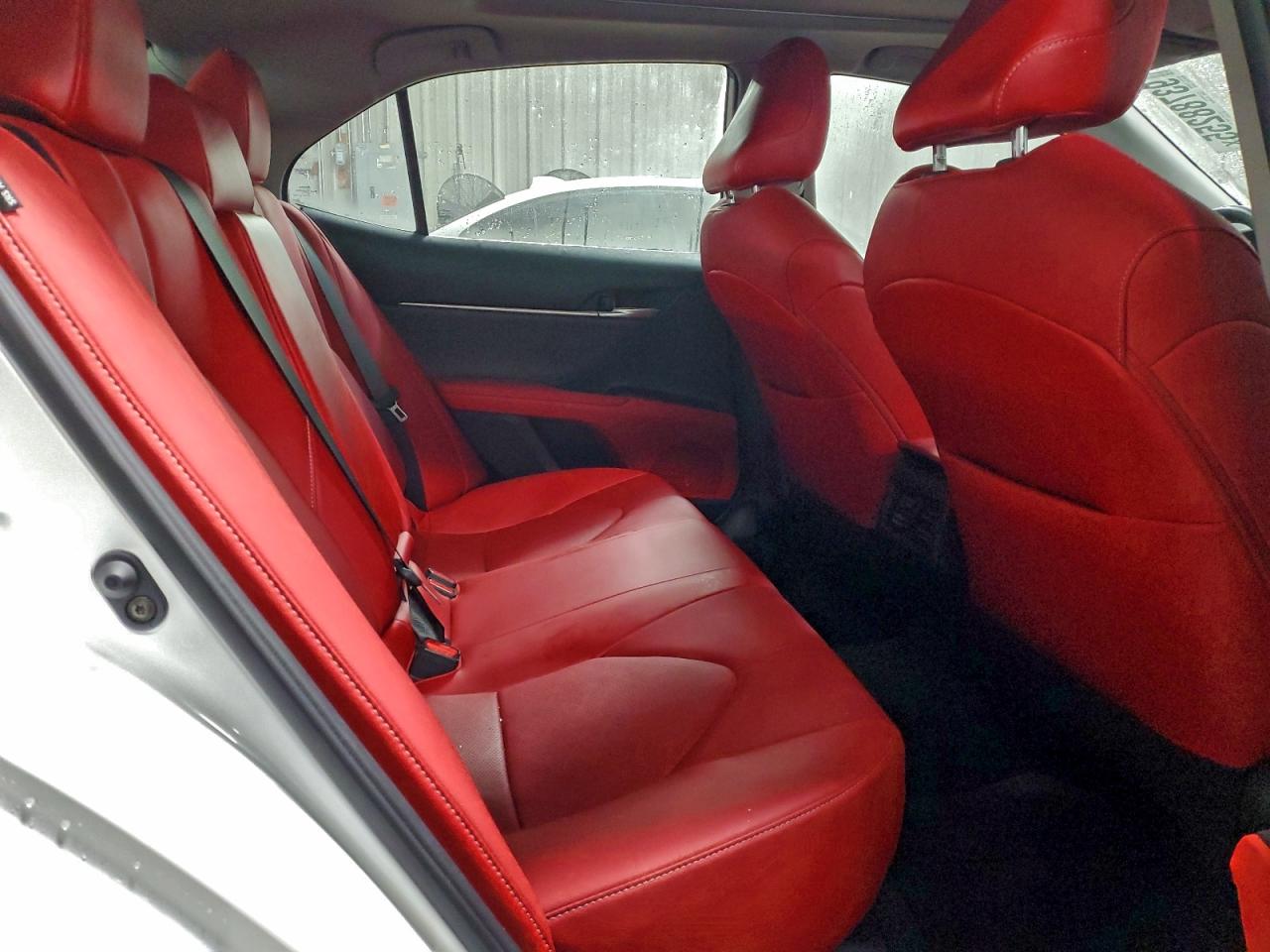 Toyota Camry Xse Image 11