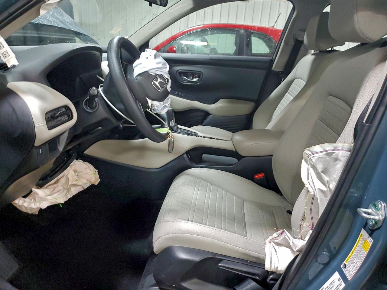 Honda HR-V Lx Image 2