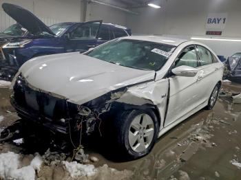  Salvage Hyundai SONATA