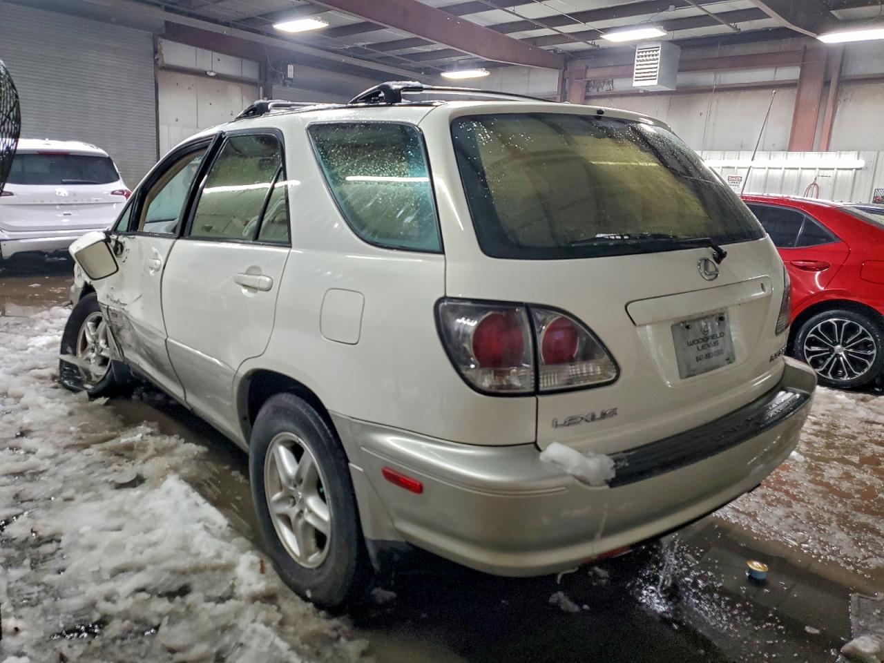 Lexus RX 300 Image 4