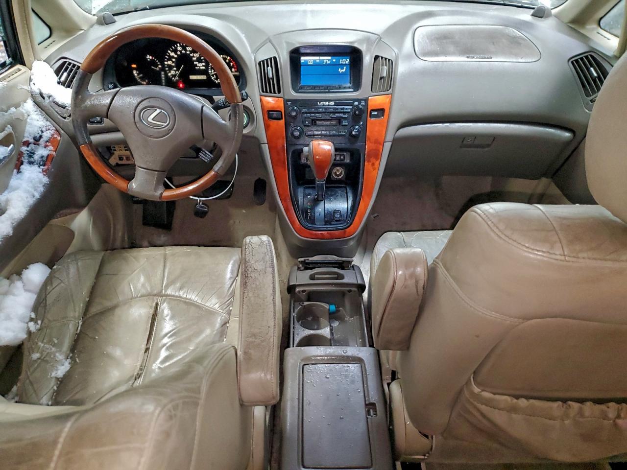 Lexus RX 300 Image 9