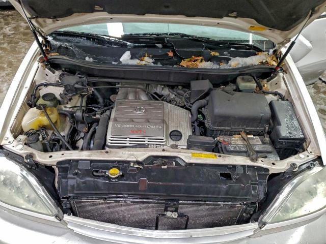 Lexus RX 300 Image 12