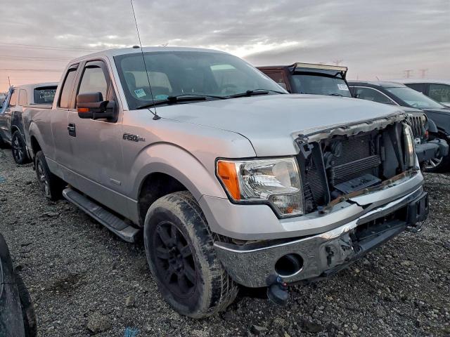 Ford F-150 Super Cab Image 4