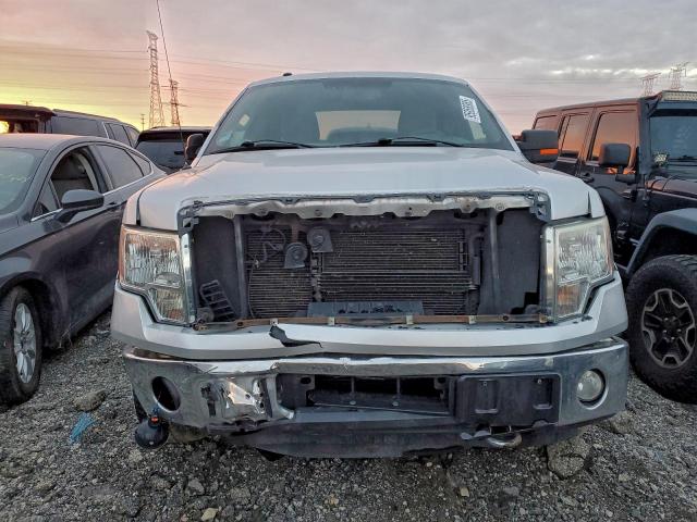 Ford F-150 Super Cab Image 2