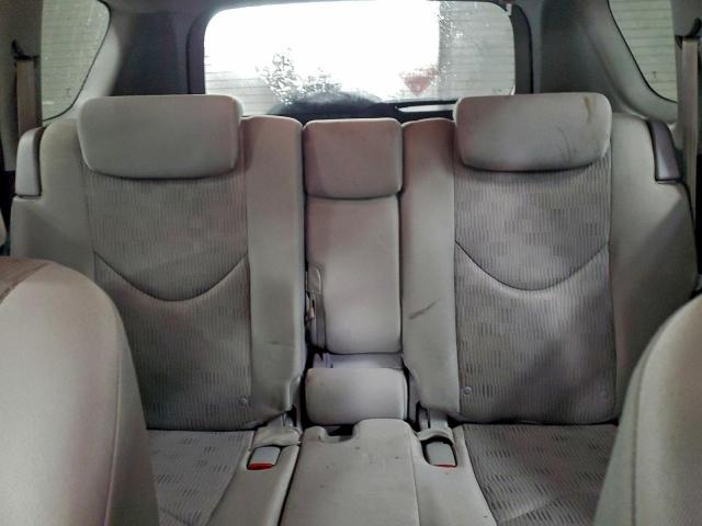 Toyota RAV4 Image 9