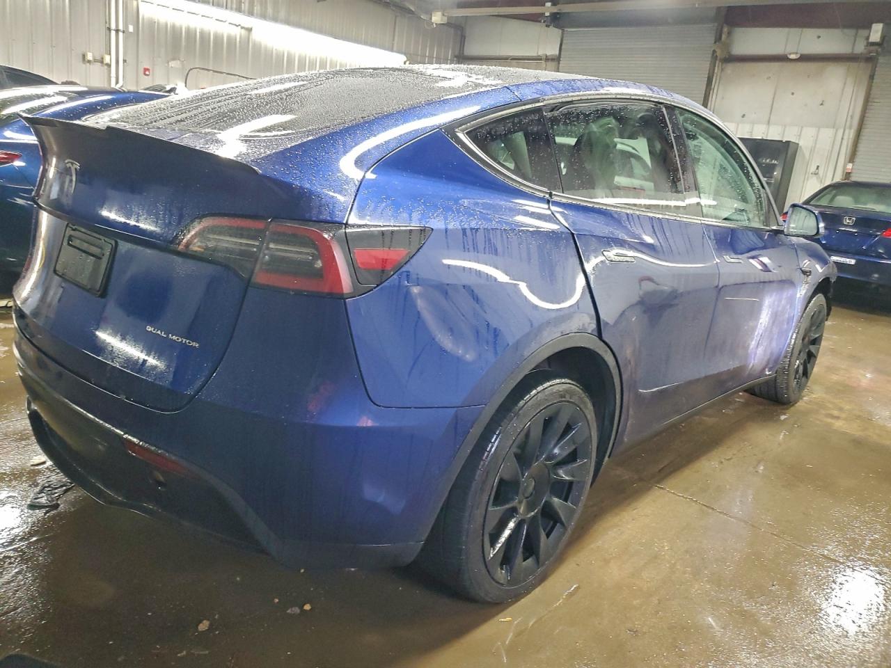 Tesla Model Y Image 2