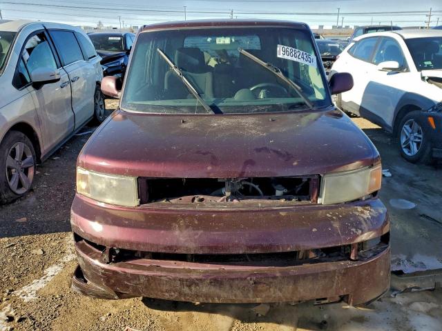 Toyota Scion Xb Image 3