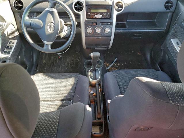 Toyota Scion Xb Image 4