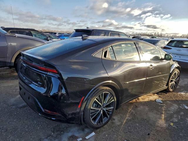 Toyota Prius Le Image 3