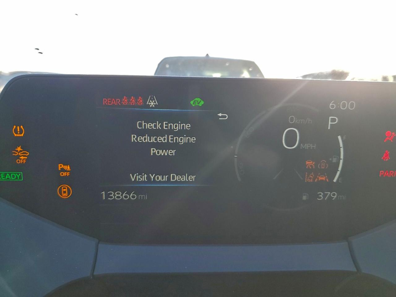 Toyota Prius Le Image 12