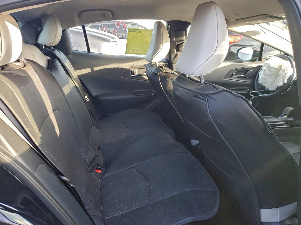 Toyota Prius Le Image 9