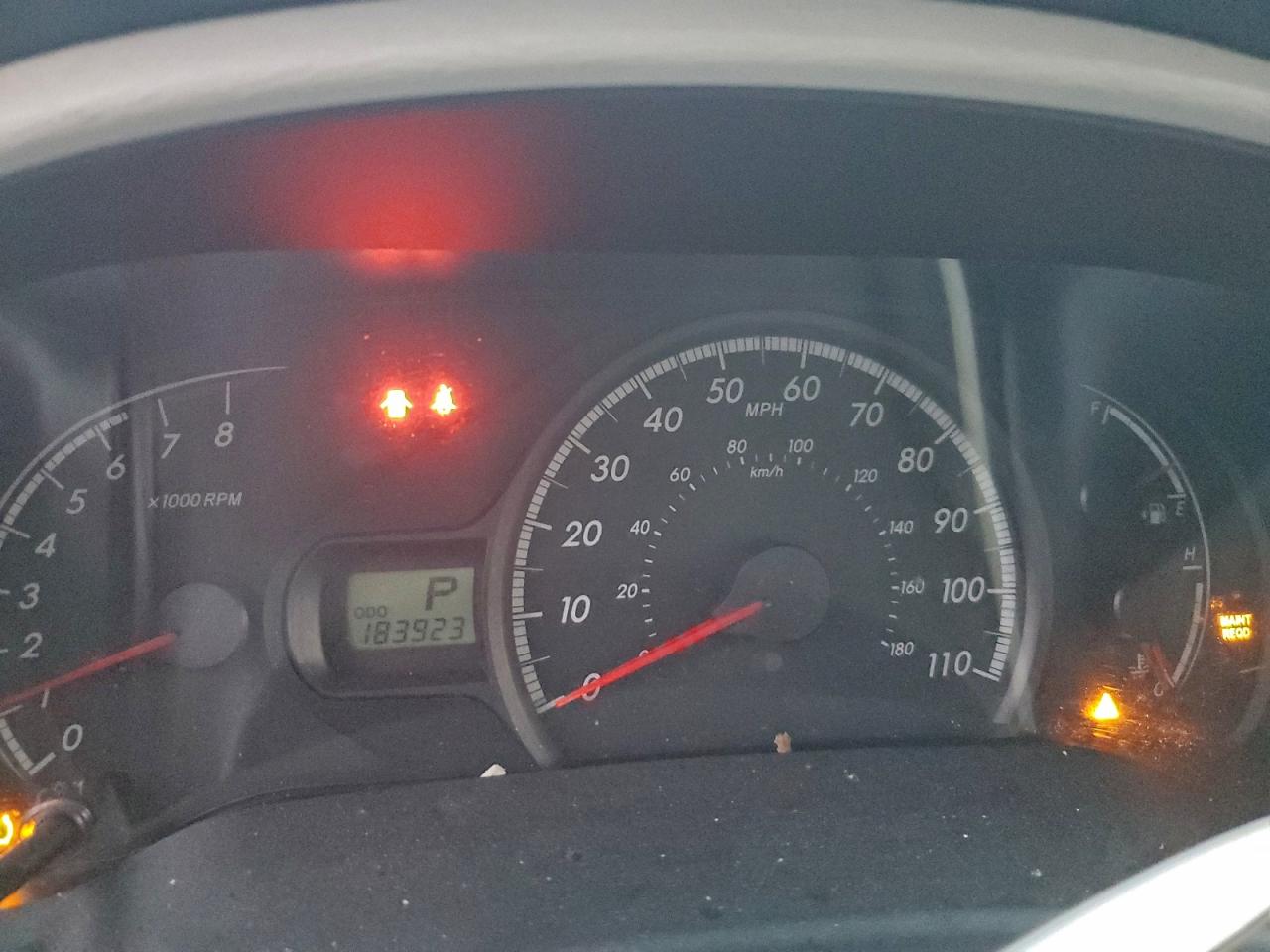 Toyota Sienna Le Image 9