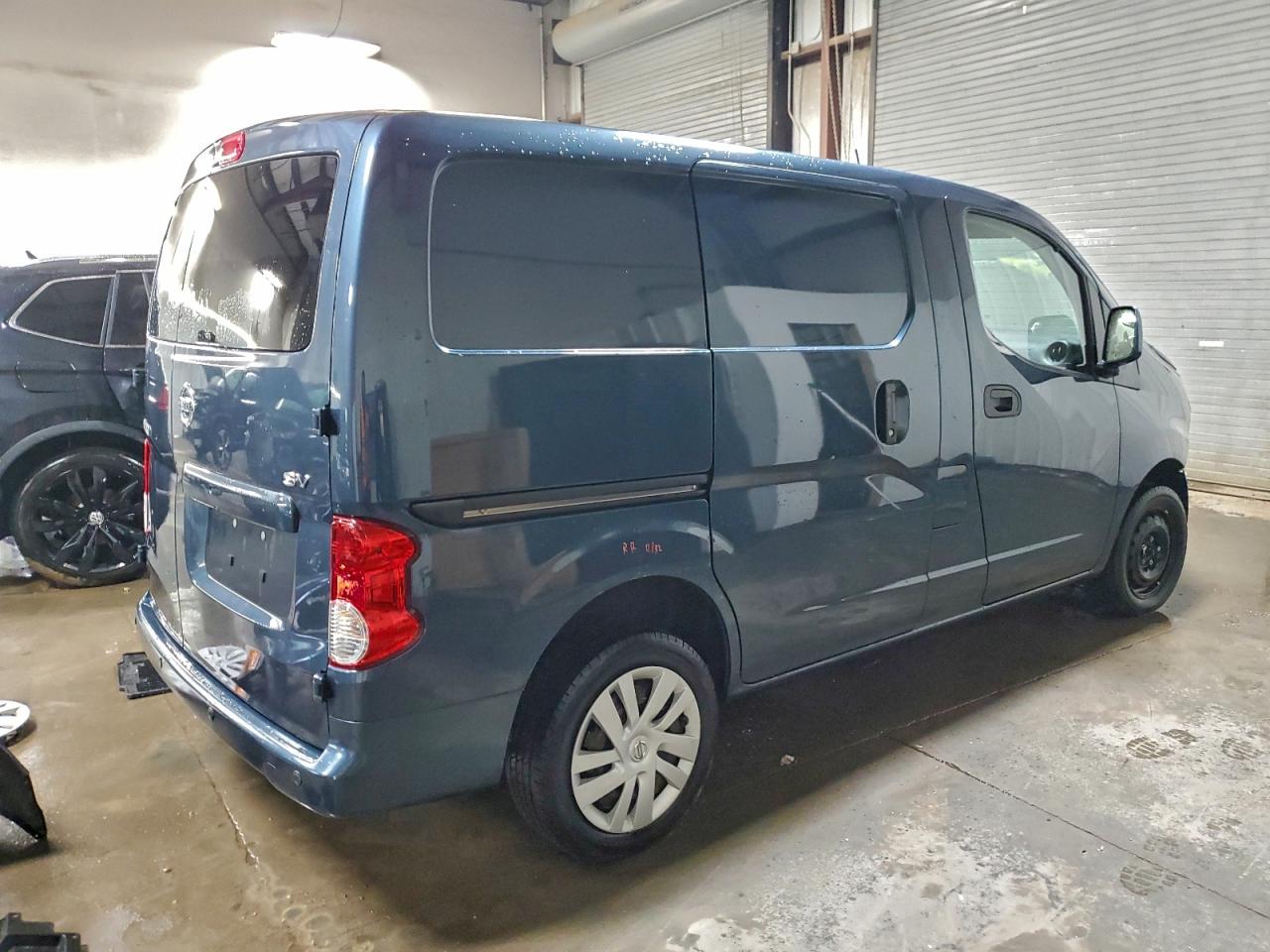 Nissan Nv 2.5s Image 7