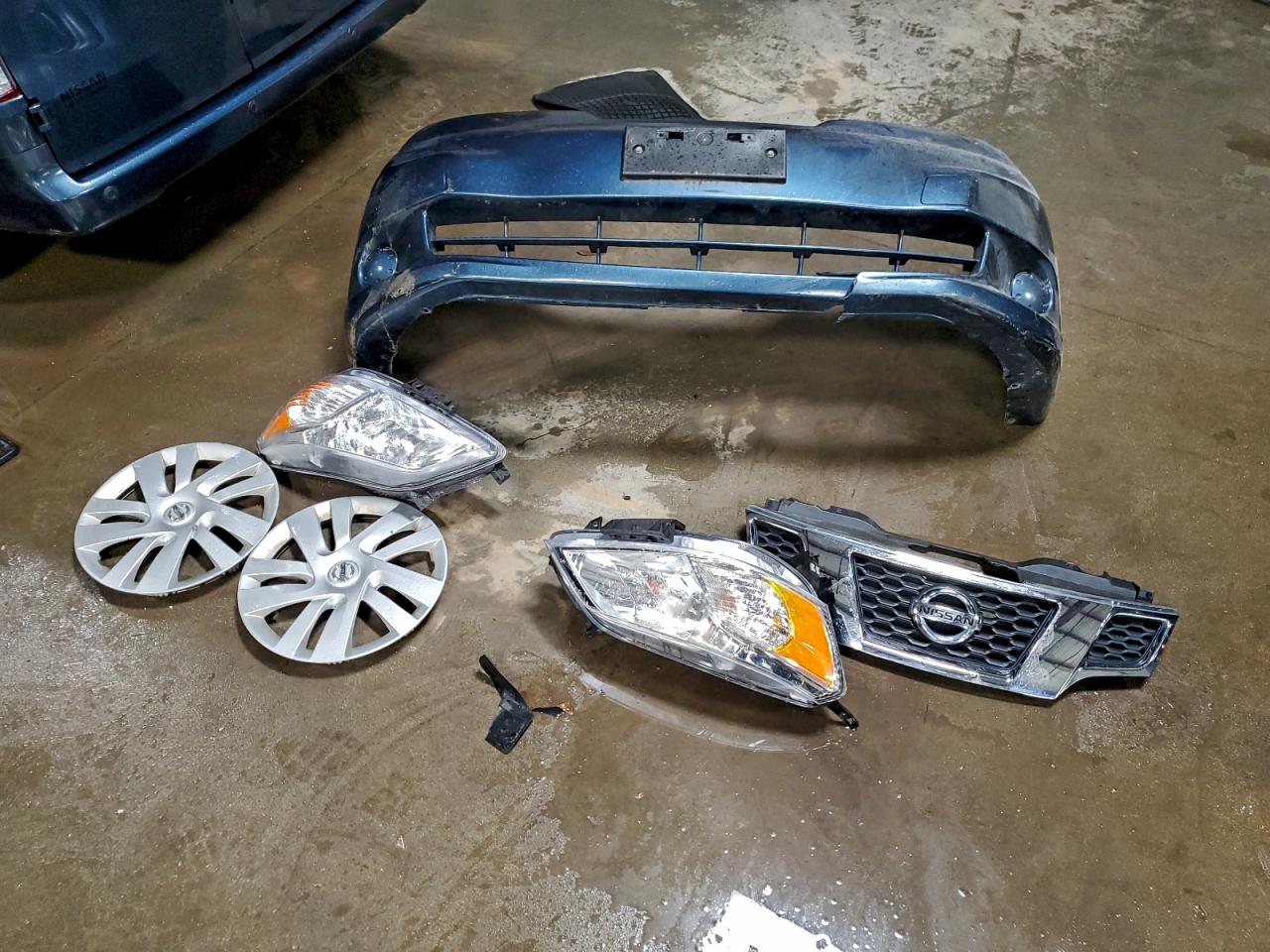 Nissan Nv 2.5s Image 12