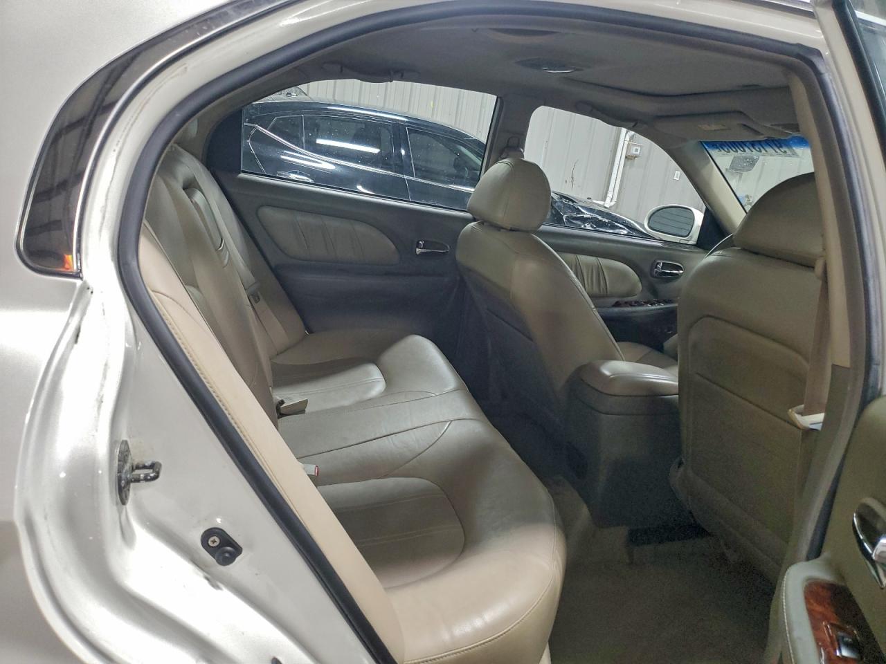 Hyundai SONATA Gls Image 7