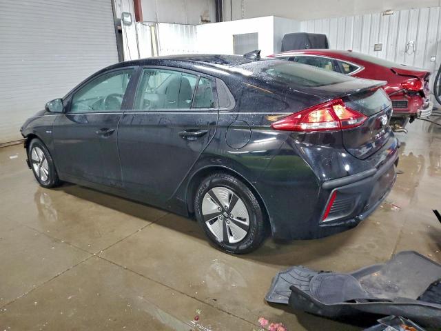 Hyundai Ioniq Blue Image 9