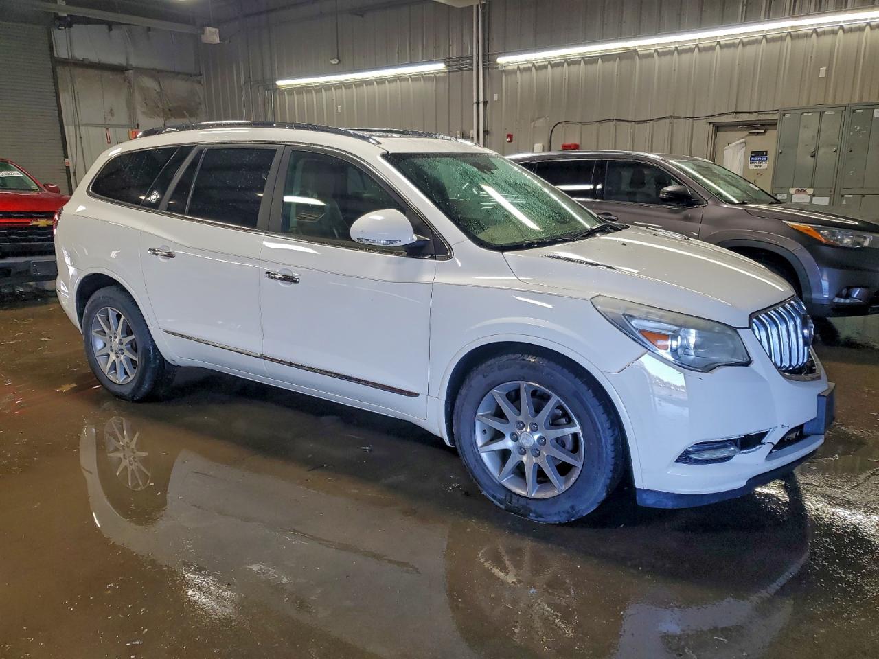 Buick Enclave Image 12