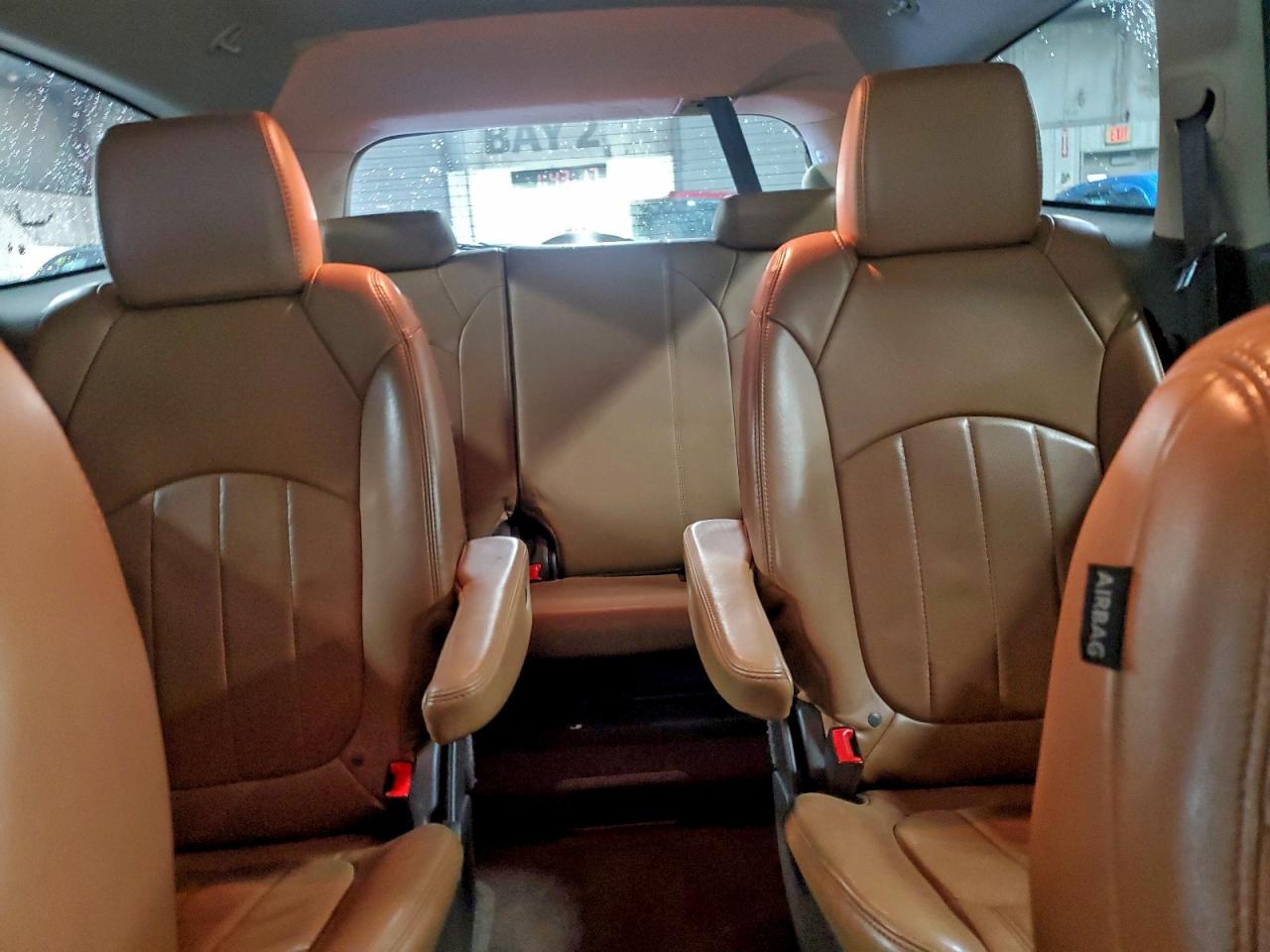 Buick Enclave Image 11