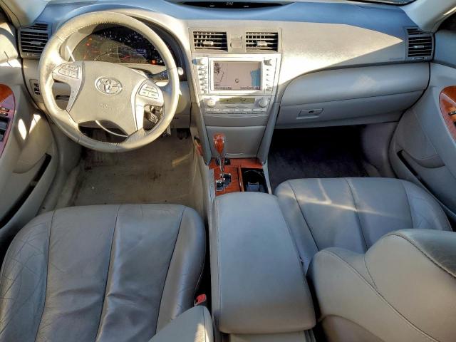 Toyota Camry Base Image 9