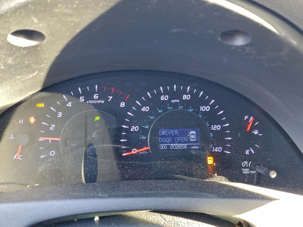 Toyota Camry Base Image 5