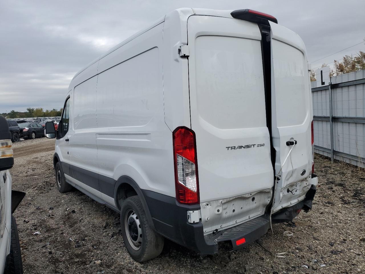 Ford Transit T-250 Image 7