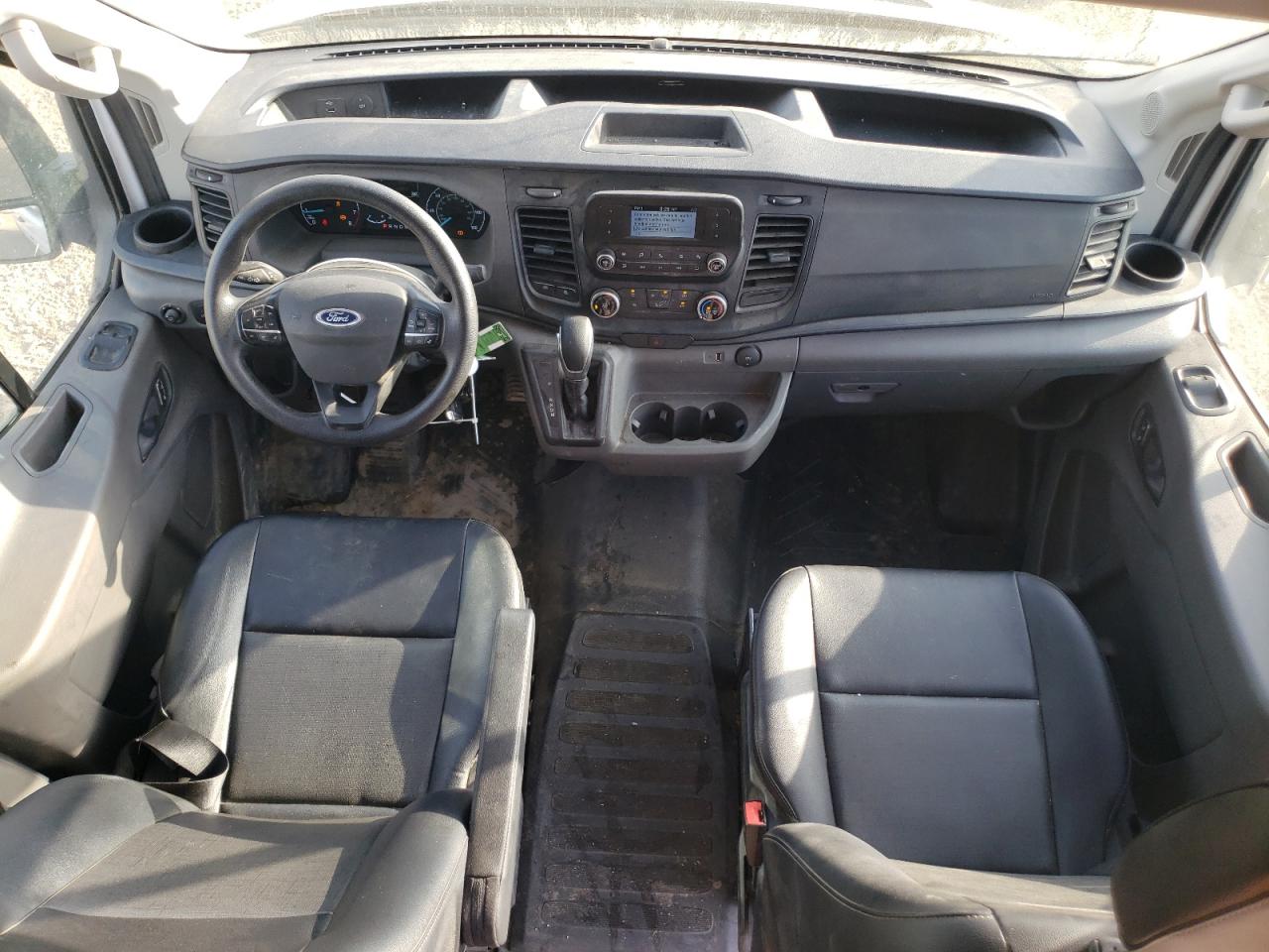 Ford Transit T-250 Image 3