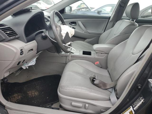 Toyota Camry Hybrid Image 8