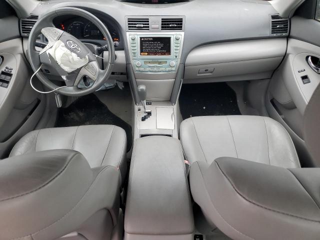 Toyota Camry Hybrid Image 11