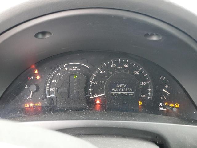 Toyota Camry Hybrid Image 10