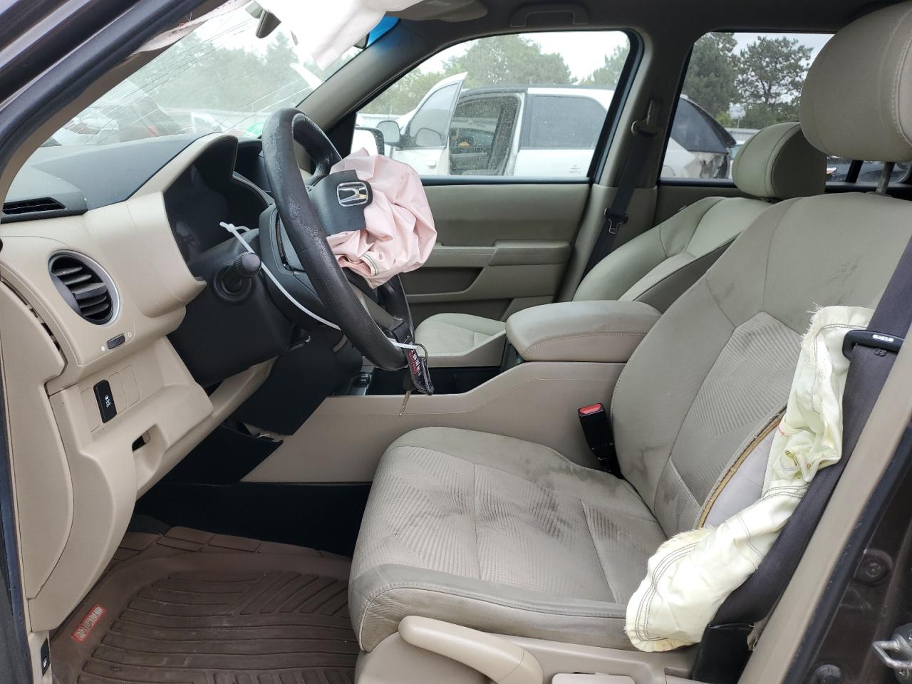 Honda Pilot Lx Image 9