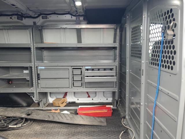 Ford Transit T-150 Image 8