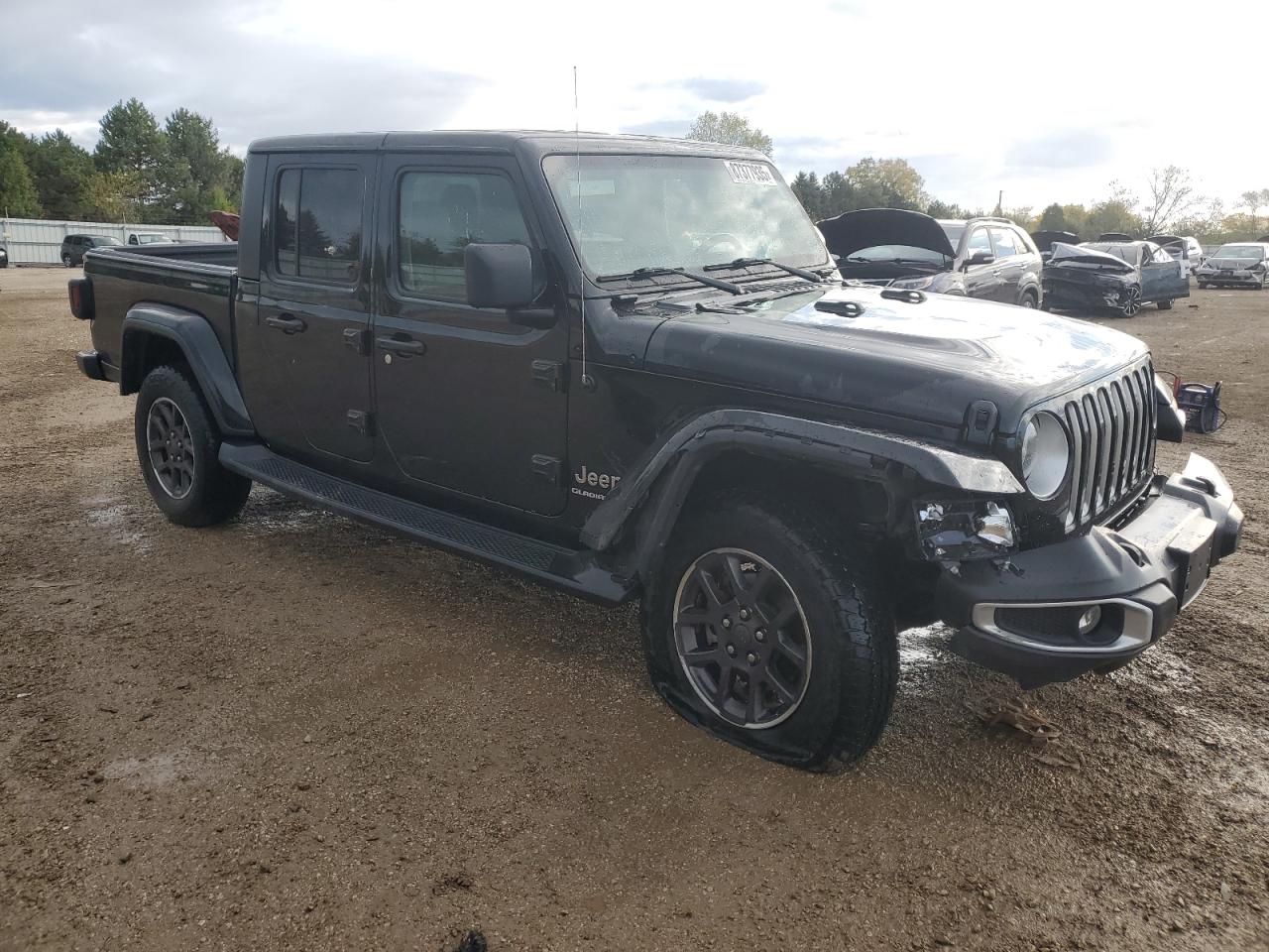 Jeep Gladiator Overland Image 3