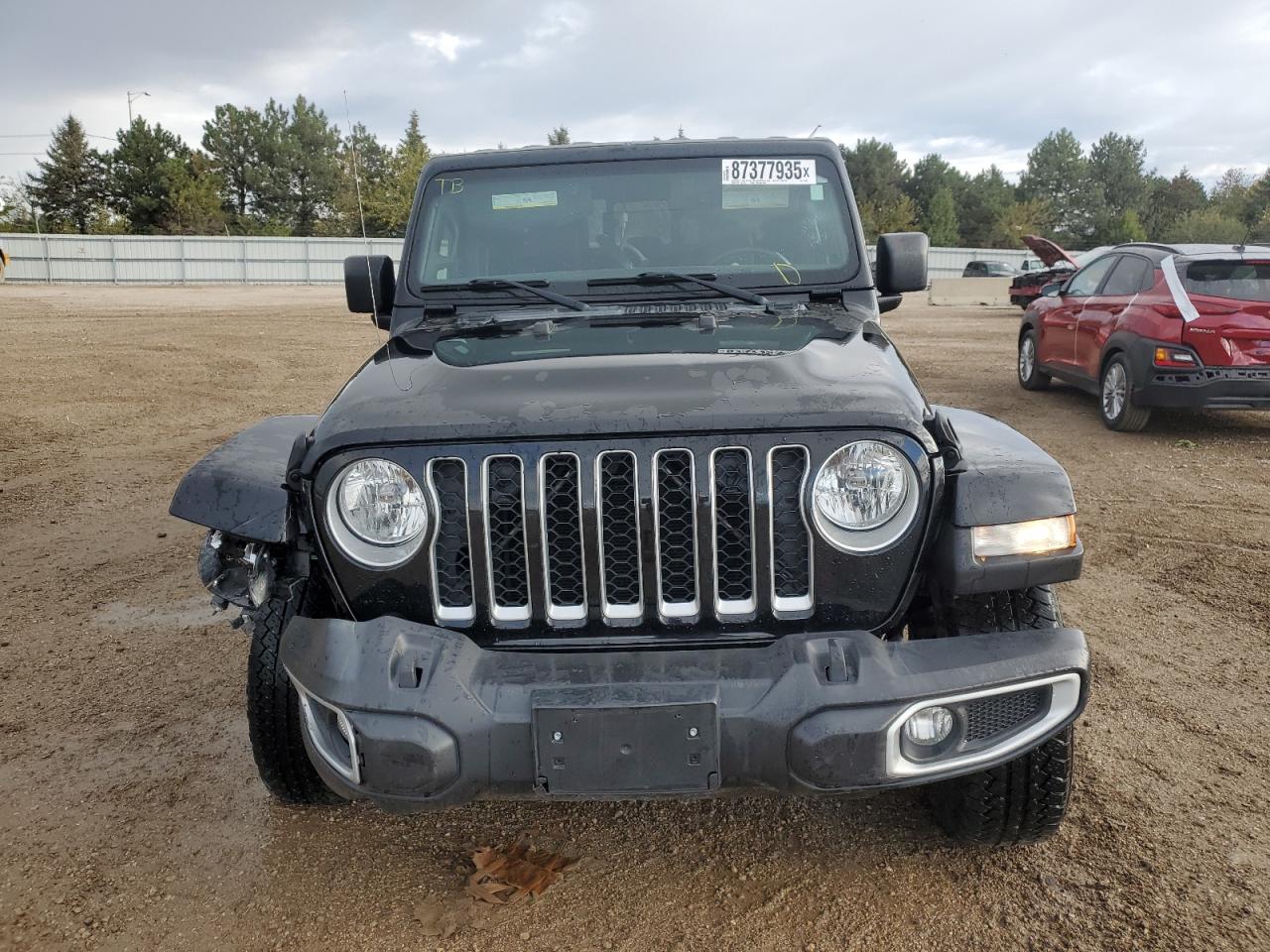 Jeep Gladiator Overland Image 4