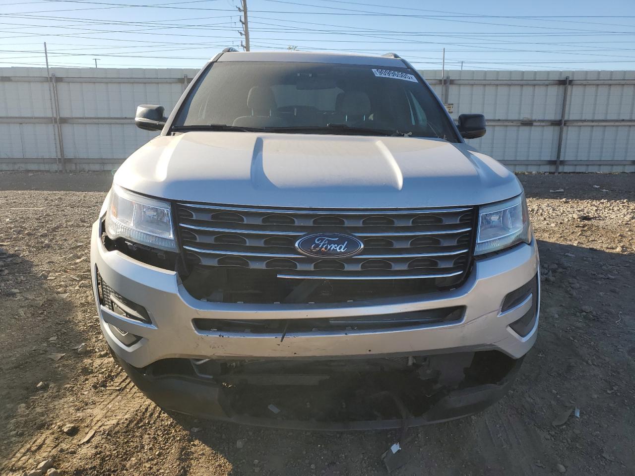 Ford Explorer Image 2