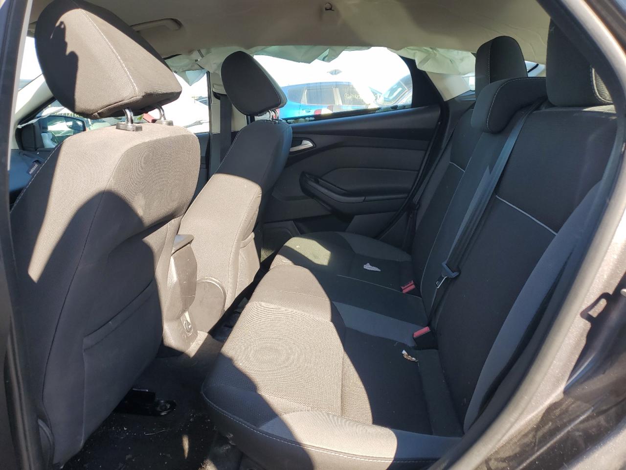 Ford Focus Se Image 8