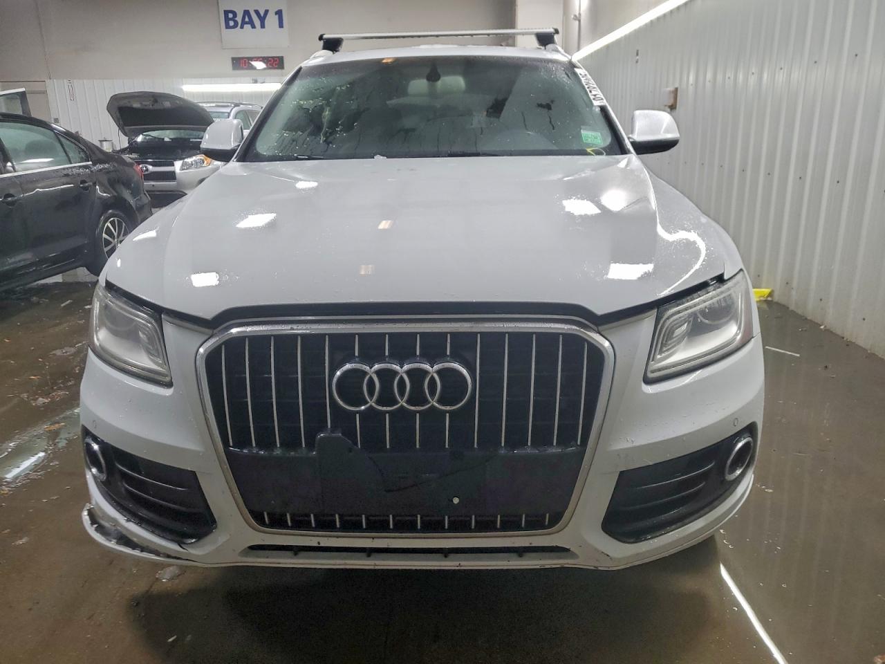 Audi Q5 Premium Plus Image 10