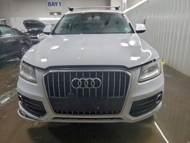 Audi Q5 Premium Plus Image 10