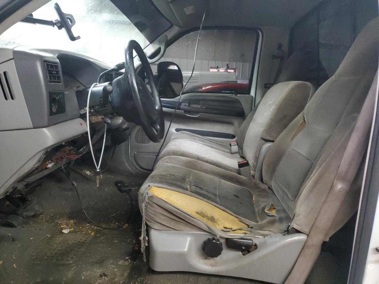 Ford F-250 Super Duty Image 8