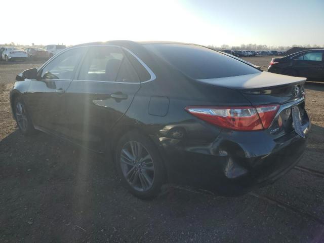 Toyota Camry Le Image 8