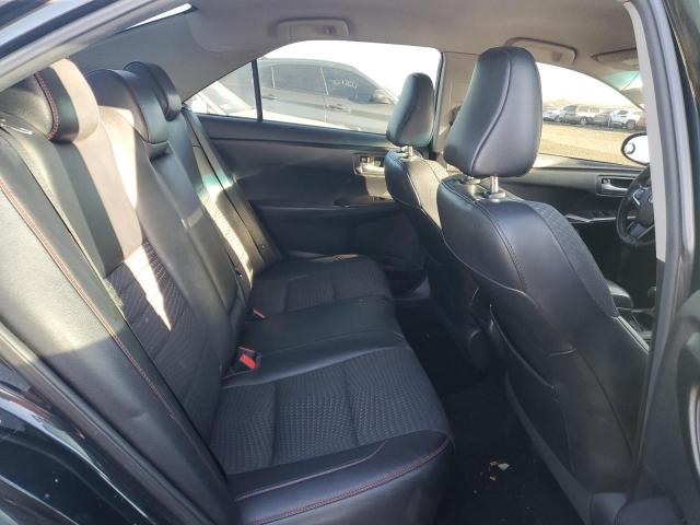 Toyota Camry Le Image 6