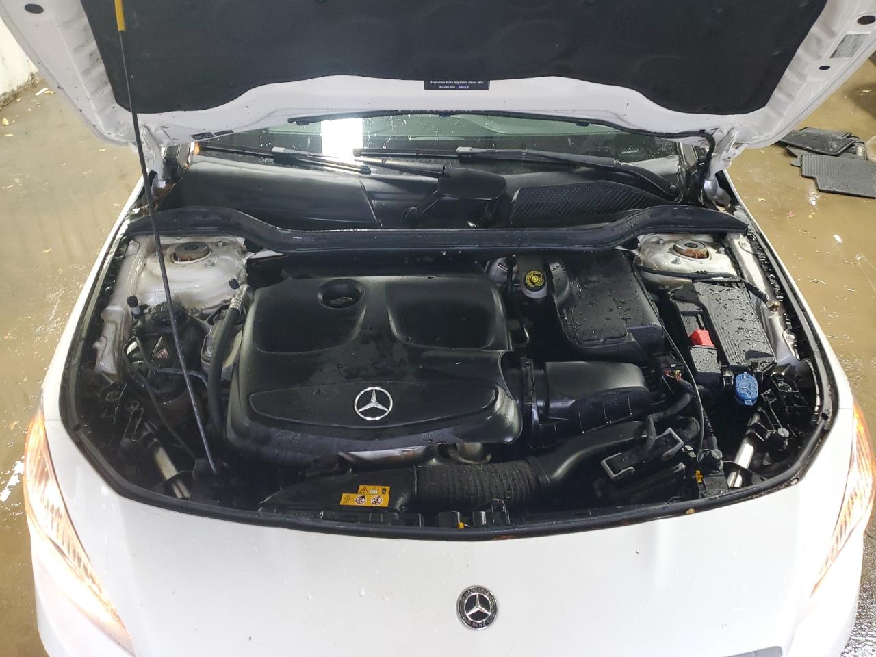 Mercedes-Benz Cla-class 250 4matic Image 10