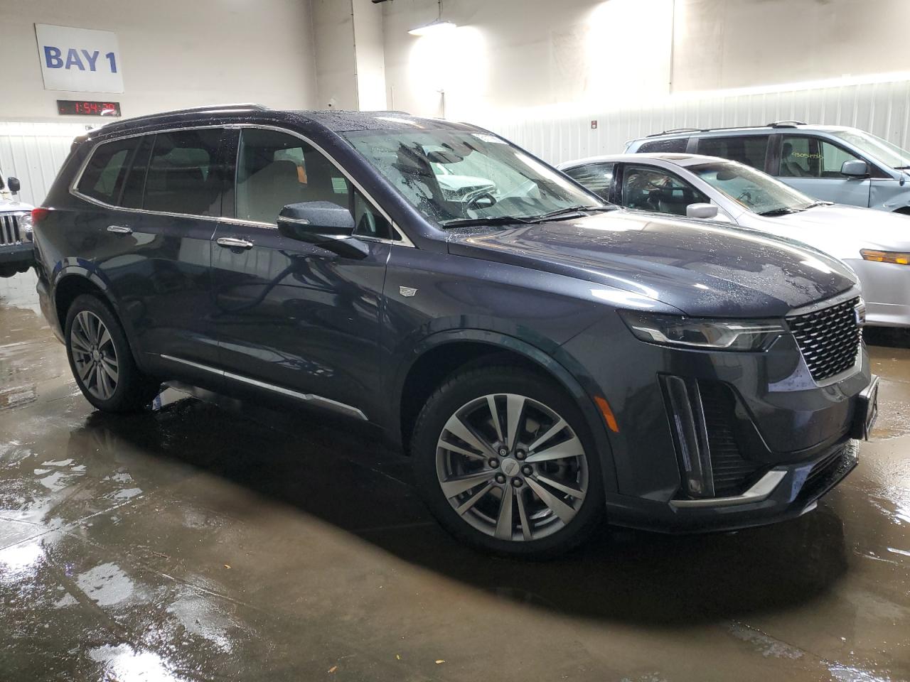 Cadillac XT6 Premium Luxury Image 11